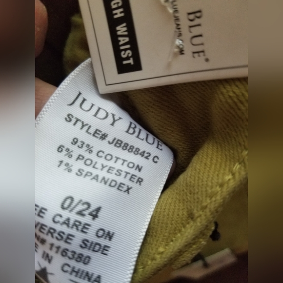 NWT JUDY BLUE VARIOUS SIZES SUPER STRETCHY GREEN CARGO JEANS - Picture 9 of 9